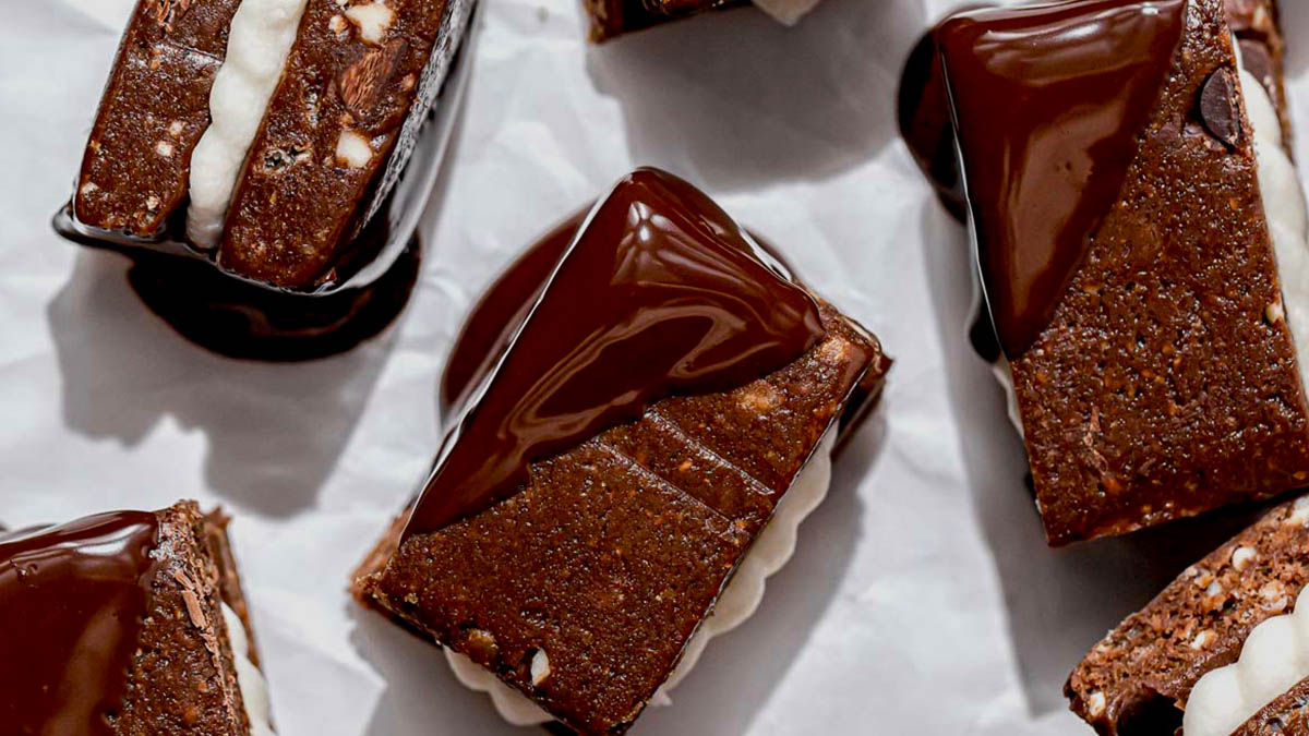 Mint Chocolate Chip Sandwiches
