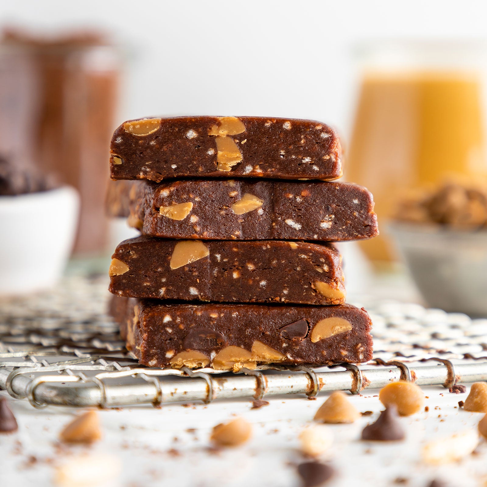 Double Chocolate + Peanut Butter Chips MacroBar