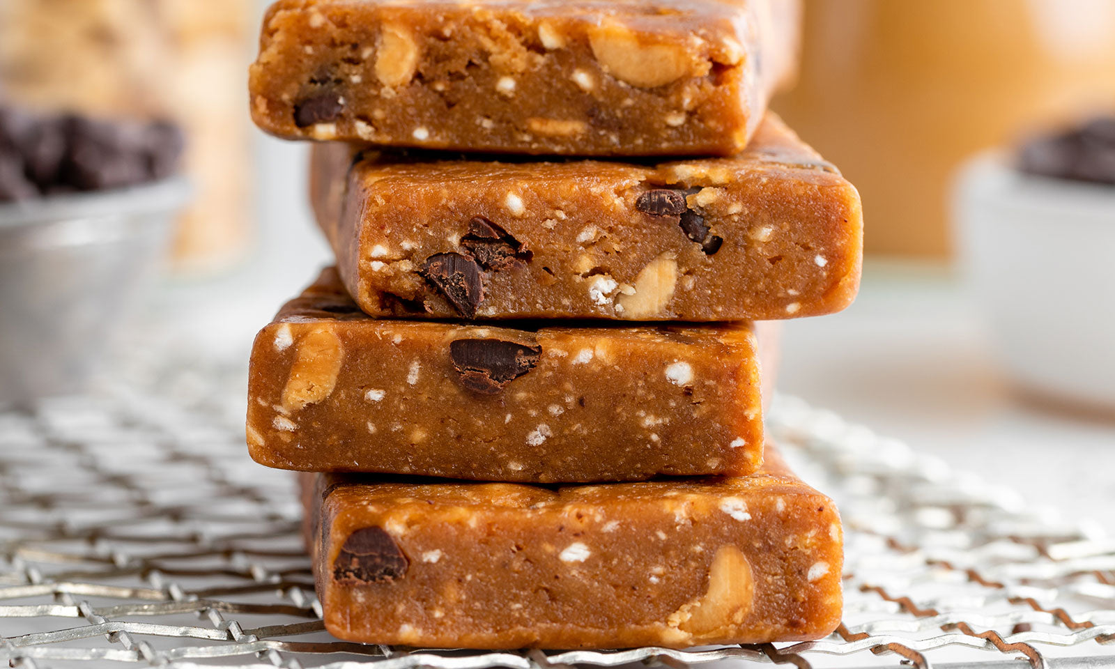 Peanut Butter Chocolate Chip MacroBar