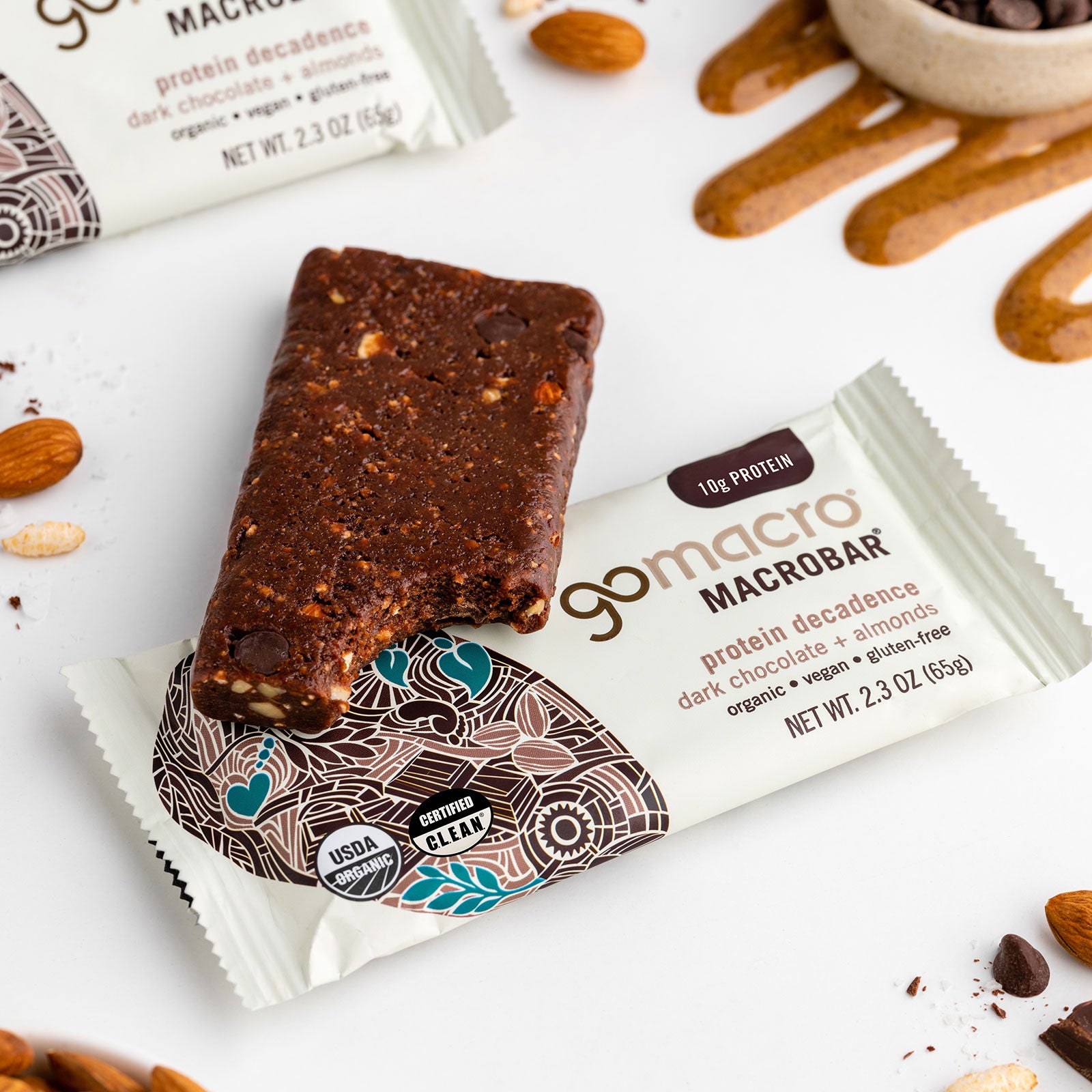 Dark Chocolate + Almonds MacroBar | GoMacro