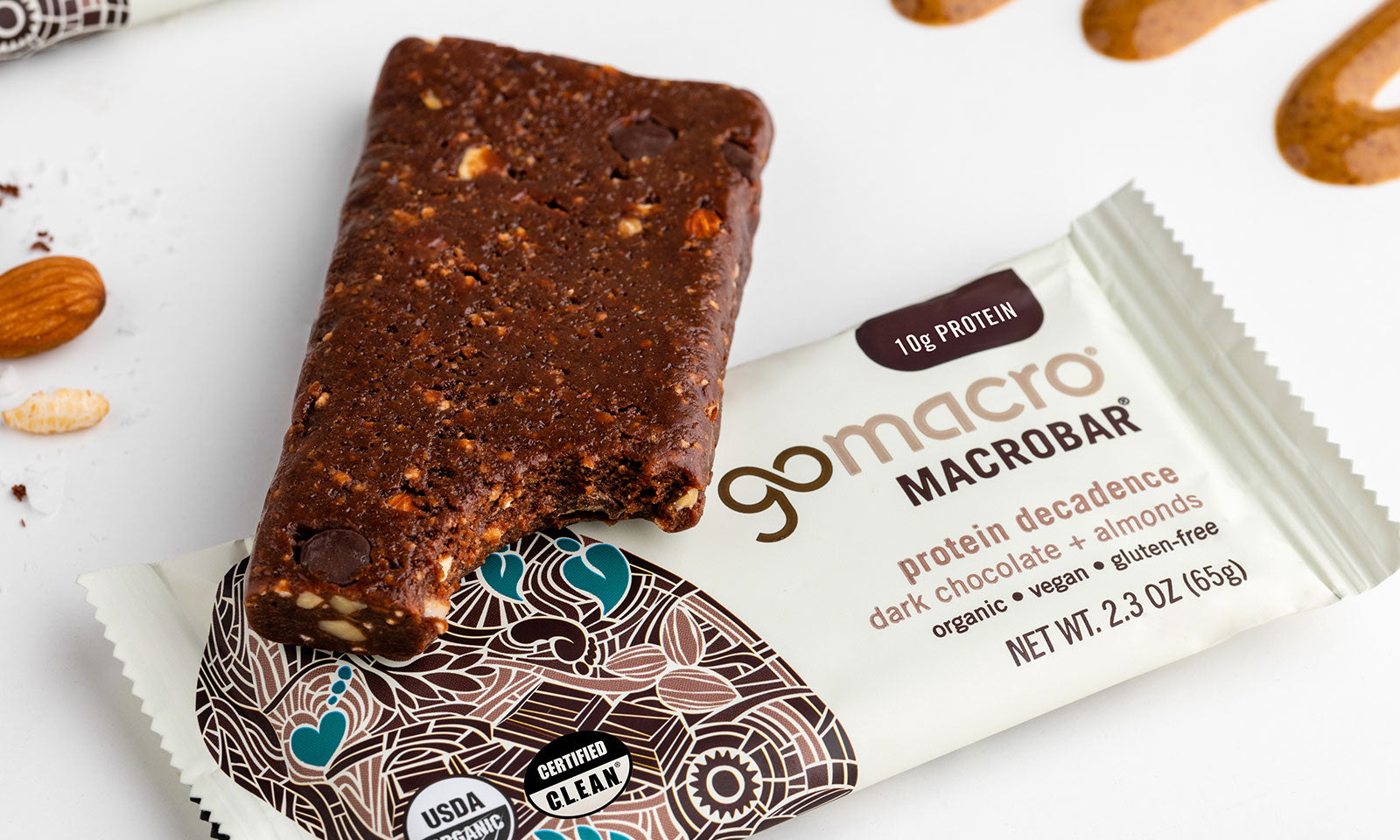 Dark Chocolate + Almonds MacroBar